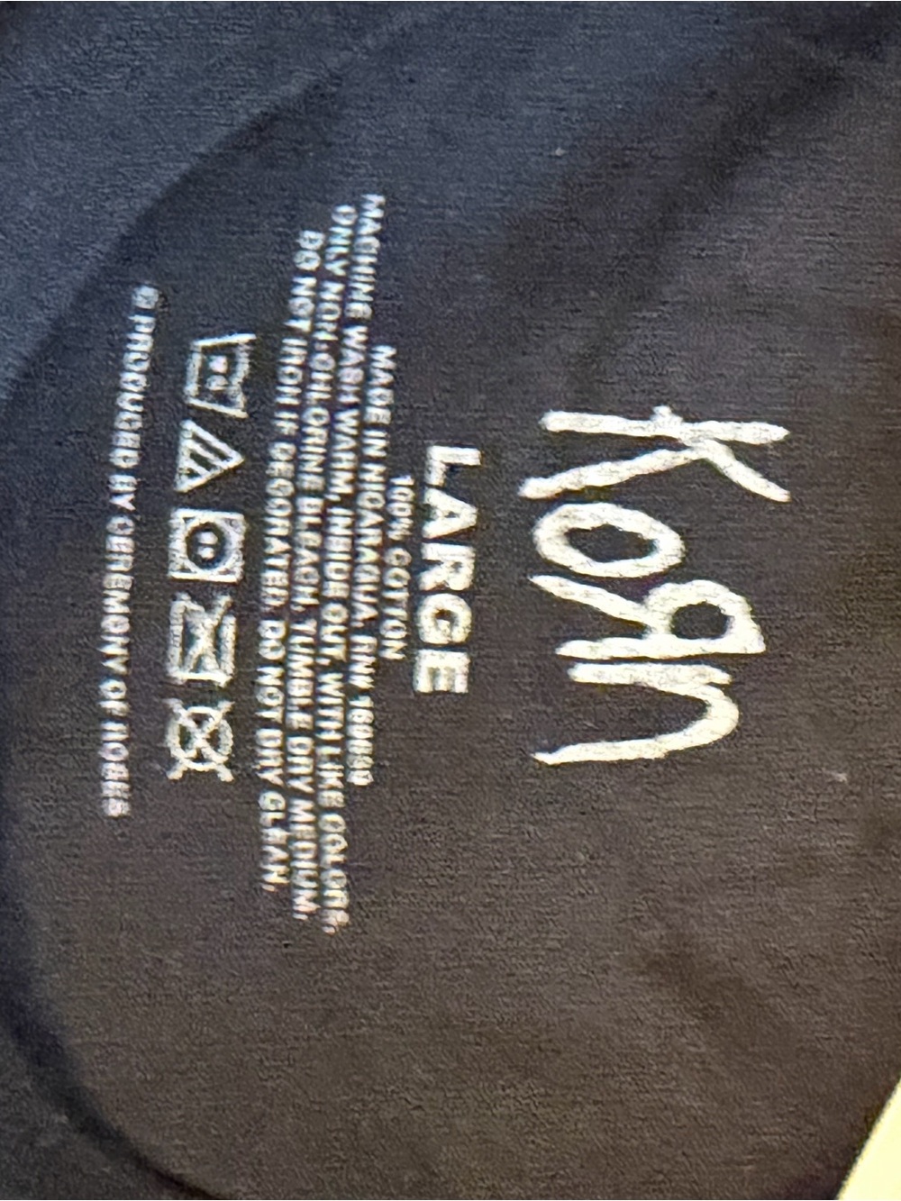 Korn - Picture 2 of 5
